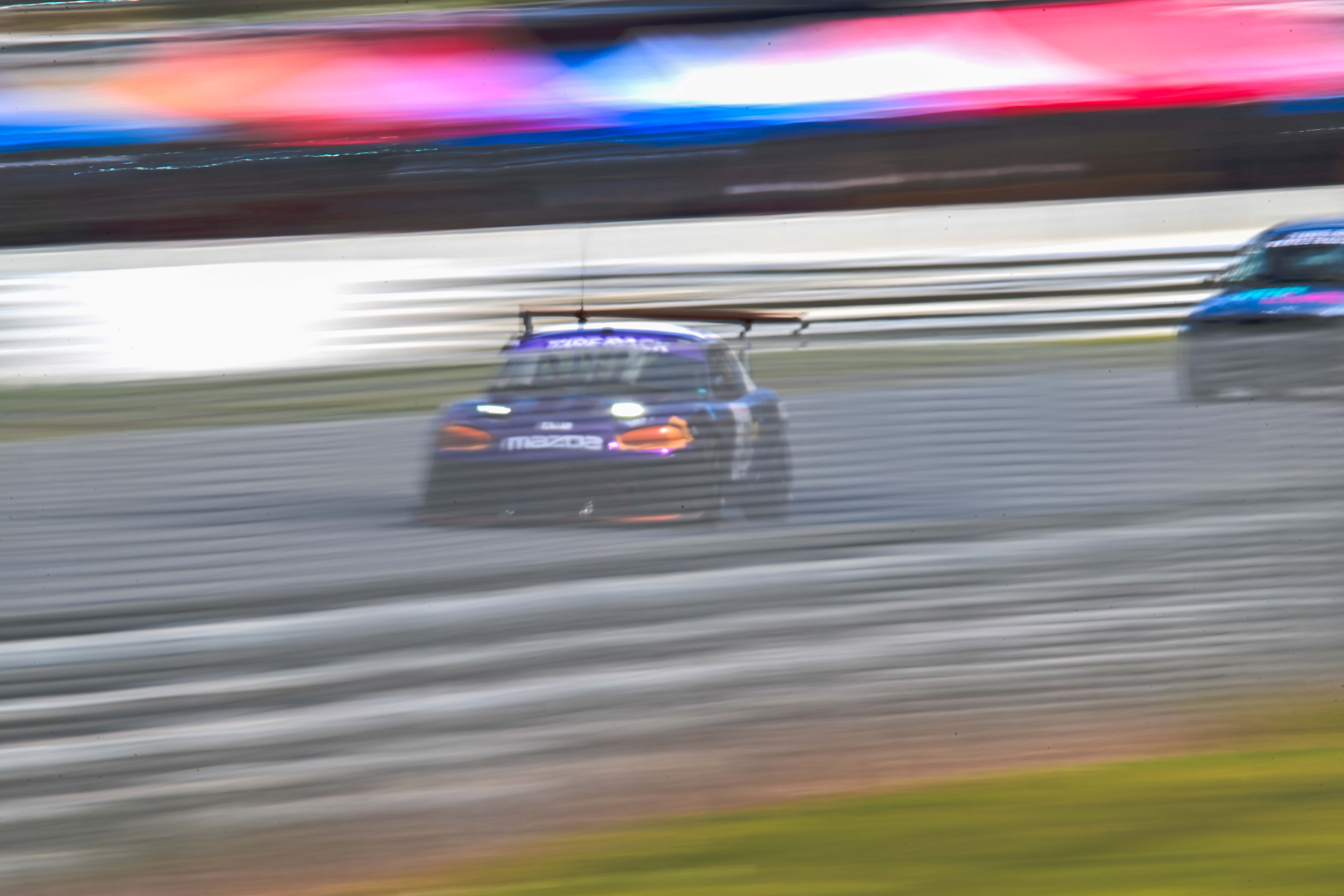ChampCar Endurance Series racing photo